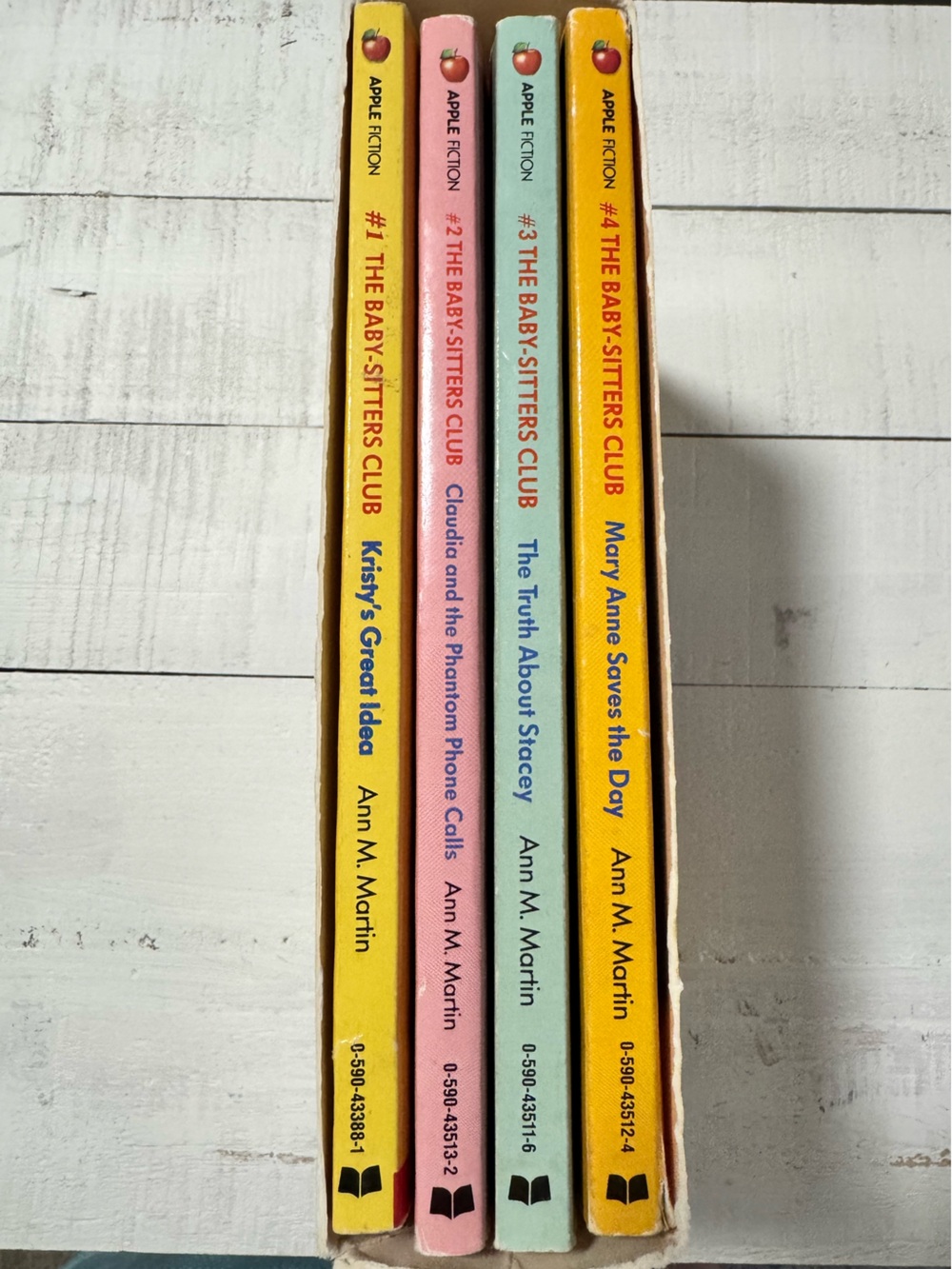 Scholastic Baby-Sitters Club book set: vol 1-4 paperback series 1980s